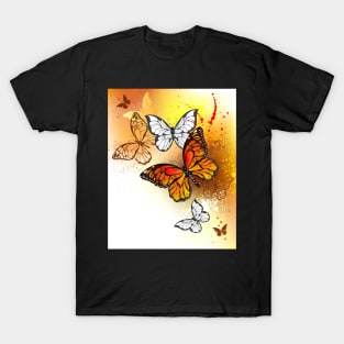 Summer Butterflies Monarchs ( Orange Butterfly ) T-Shirt